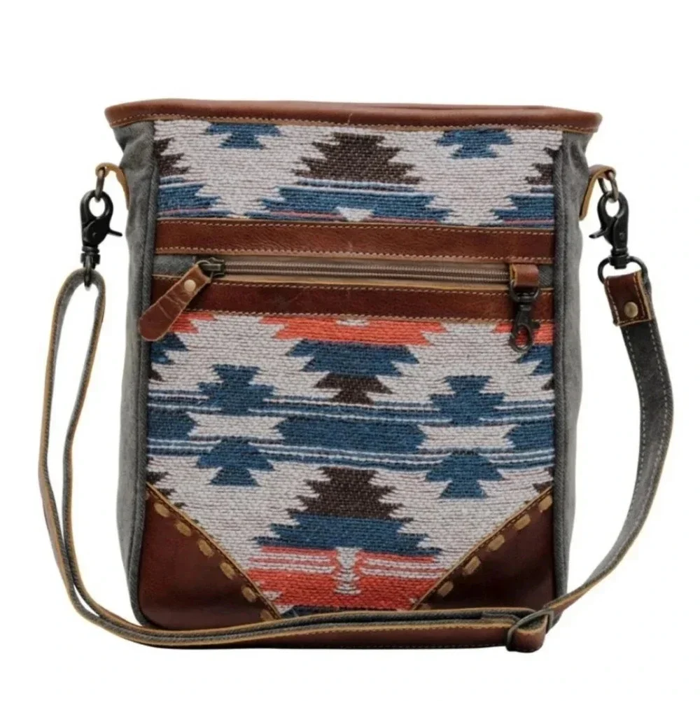 Myra Bag nwt myra